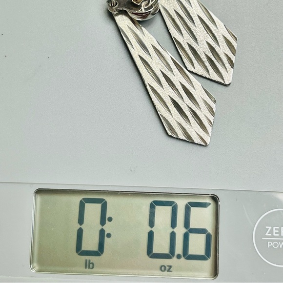 925 Sterling Dangle Earrings with Scallops to reflect light for maximum sparkle - Picture 6 of 7